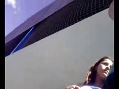 Une streaming amateur français salope à lunettes se fait prendre en levrette sur le canapé