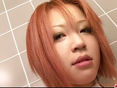 Une asiatique poilue joue avec sa chatte sexe français amateur humide et exigeante