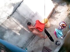 Latina blonde aux seins énormes est sûre que le porno amateur français sexe sauvera la planète