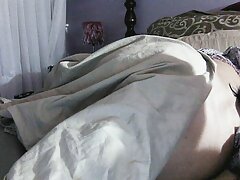 Une fille montre à quel point elle provoque couple francais porno amateur le sexe dans la maison de sa belle-mère