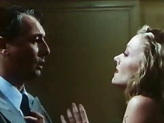 Devenir noir fait jouir la fille pâle Jessica Ryan si fort sex amateurs français