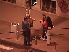 Une petite asiatique se met entre les mains d'un baiseur brutal et puissant vidéo amateur française