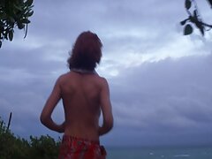 Fit french sexe amateur la fille noire Ivory Logan remplie d'une grosse bite blanche