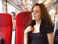 Deux frères baisent une princesse chaude et coquine dans un décor porno amateur italien fantastique