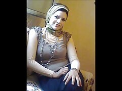 Une brune qui aime l'attention se fait baiser par un vieux video amateur trio francais mec