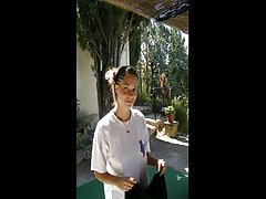 Jennifer White dans un gangbang creampie porno amateur allemand avec des tonnes de mecs