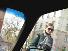 Un homme en costume élégant baise une black site amateur francais porno dans le magasin de vêtements