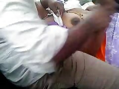 Baise au bureau d'une fille blonde aux courbes généreuses video porno french amateur en talons salopes