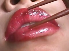 Trinity St. Clair adore quand un mec lui serre les seins porno amateurfrancais pendant les rapports sexuels