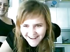 Une fille au gros cul qui aime sexe amateur french se faire toucher se fait doigter par son homme