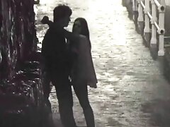 Une étudiante sexy utilise son corps chaud sur son professeur xvideo amateur français en classe