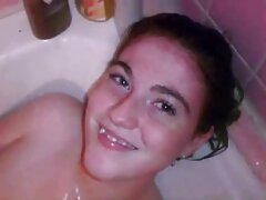 Une brune se fait baiser video amateur trio francais devant la caméra