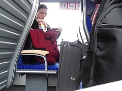 Adorable fille amatrice sexe francaise du nom de Nelya aime tellement la pénétration anale