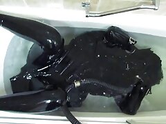 Frisky babe se fait plaisir avec une masturbation gay french amateur sans hâte