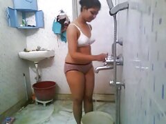 MILF aux cheveux clairs est tellement porn french amateur excitée qu'elle attrape un gode pour satisfaire la chatte