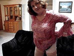 Ginger chick partage son voyeur francais amateur petit ami avec cette belle-mère perverse