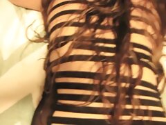 MILF avec un gros amateur francais sexe butin adore rebondir sur sa grosse tige