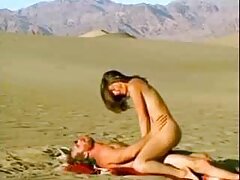 La petite blonde Angel french sex amateur Emily adore se faire baiser dans la voiture