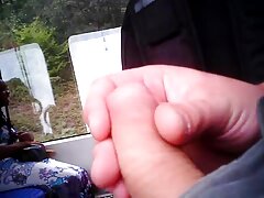 Une nana nymphomane se fait amateur porn french gangbanger par des étalons