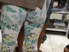 Un tyran bien membré baise son adorable petite amie amatrice française porn